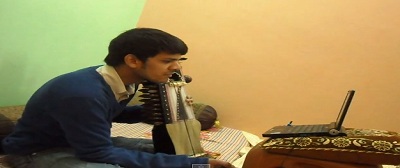 Sarangi-learning-online-lessons-Indian-guru-teachers